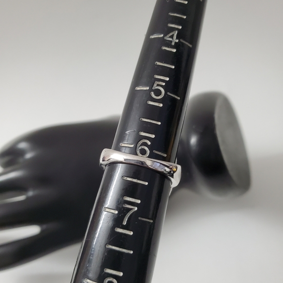 Sterling Silver 925 Solitaire Chalcedony Black Spinel Halo Ring - Picture 5 of 6